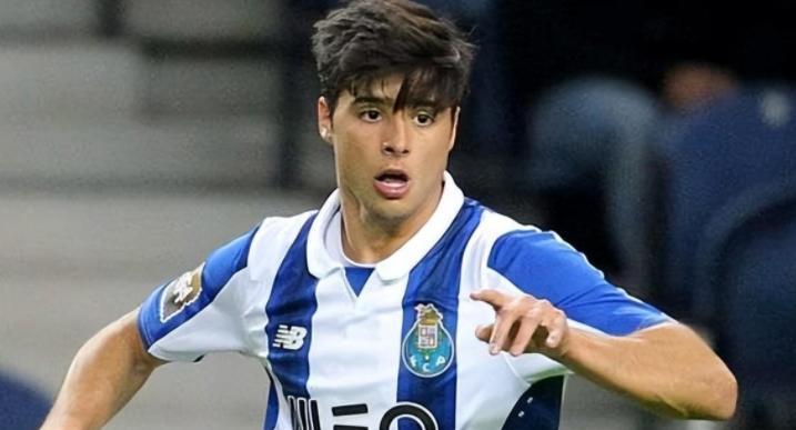 盛世棋牌-特谢拉来津门虎的传闻正式结束！已官宣去希腊球队效力，引发热议