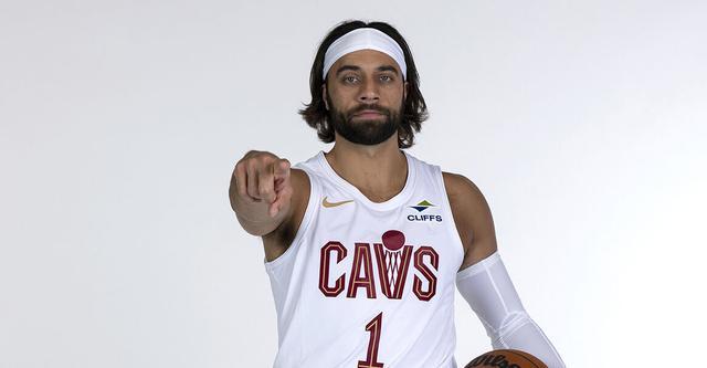 盛世棋牌-队记：骑士将斯特鲁斯下放到发展联盟 他已复出在即